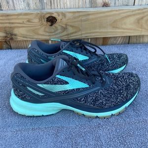 Brooks Launch 4 Road Running Shoes Women's size 9 Grey and Blue